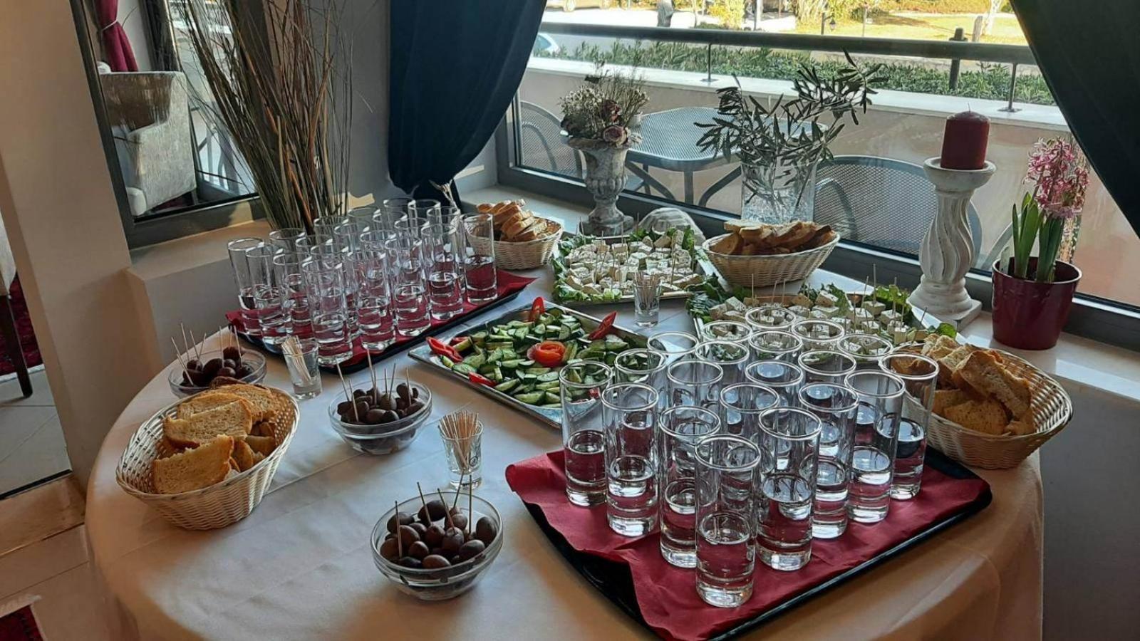 阿塞姆布利酒店 Anchialos 外观 照片